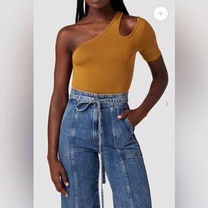 Hudson One-Shoulder Desert Sand Top